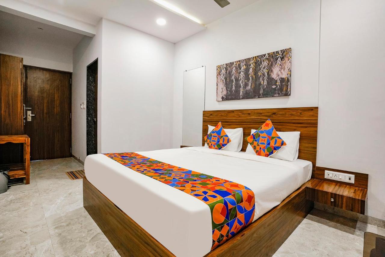 Fabhotel Swaraj Shirgaon  Eksteriør billede