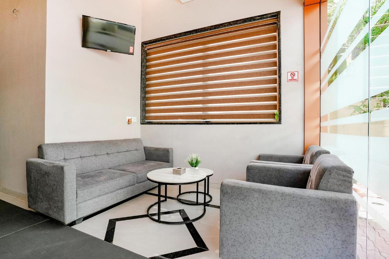 Fabhotel Swaraj Shirgaon  Eksteriør billede