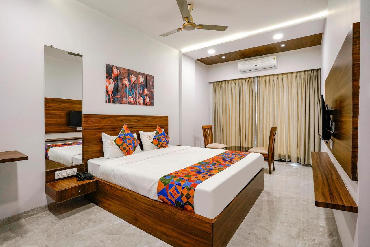 Fabhotel Swaraj Shirgaon  Eksteriør billede